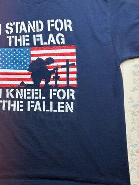 Men’s Graphic Print Patriotic Tee Shirt Stand For The Flag Kneel For Fallen XL😍